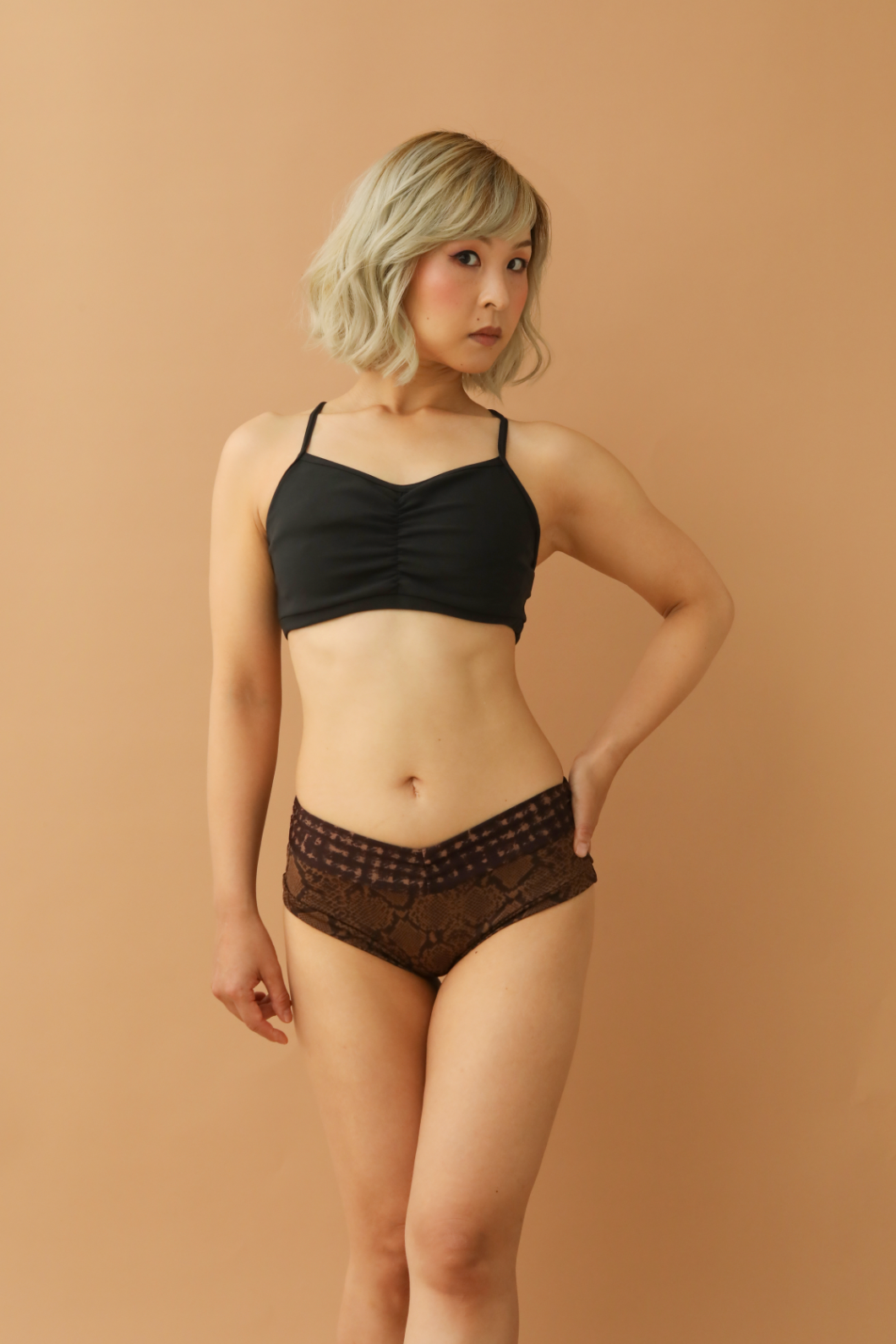 【Sサイズのみ ヒップがキレイに見えるポールダンスパンツ】Primula Shorts MixPython